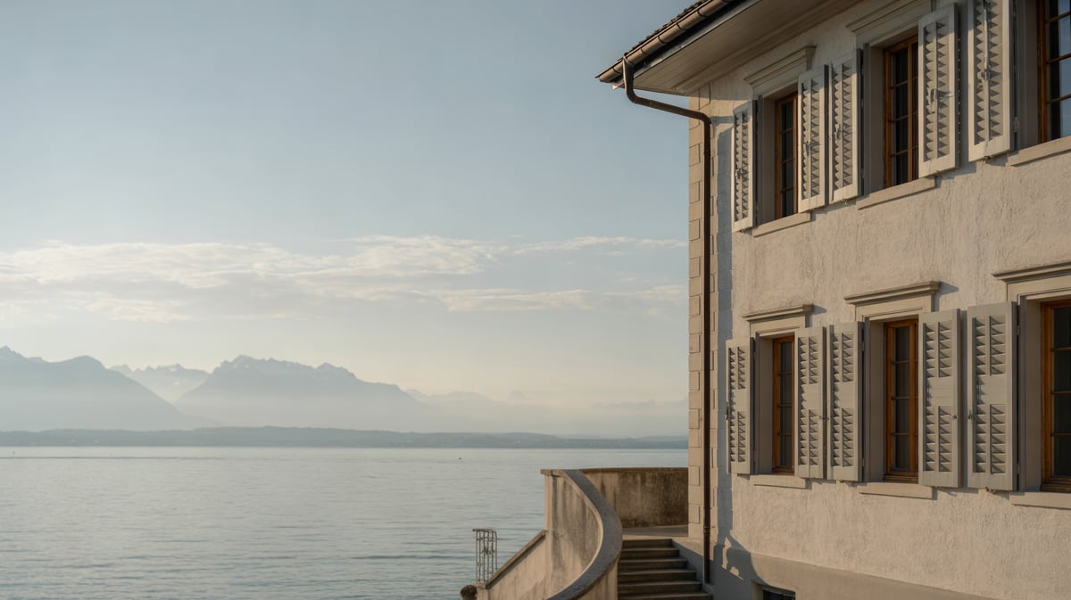 Symbolbild: Maison de maître mit Terrassengarten am Genfersee